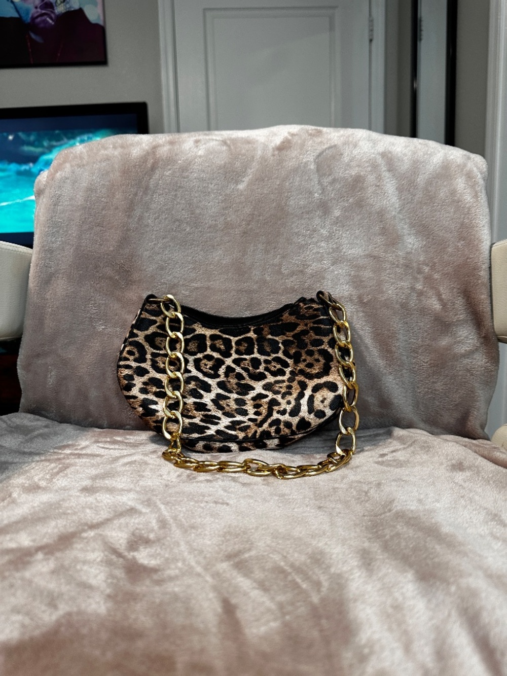 Leopard Print Chain Shoulder Bag